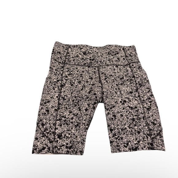 Lululemon Fast And Free Short 10" *Non-Reflective - Picture 2 of 2